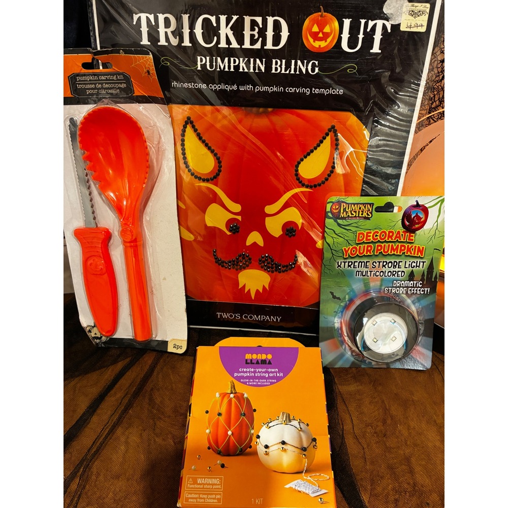 Two's Company Mondo Llama Pumpkin Decorating Kit Bling String Art Strobe Orange